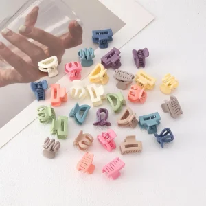 AKSR Mini Hair Claw Clips Set, Pastel Colors, Plastic, Small Size, No-Slip Grip, Modern Design for Daily Use, 6 Pack